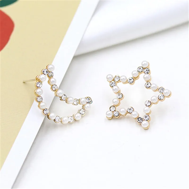 

2019 pearl earring female personality asymmetric stars moon stud earrings temperament joker pearl crystal earrings for women
