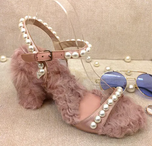 

2018 New Spring Summer Shoes Woman Design Silk Sweet High Square Heels Sandals Sheep Curly Wool Pearls Party Wedding Slides T