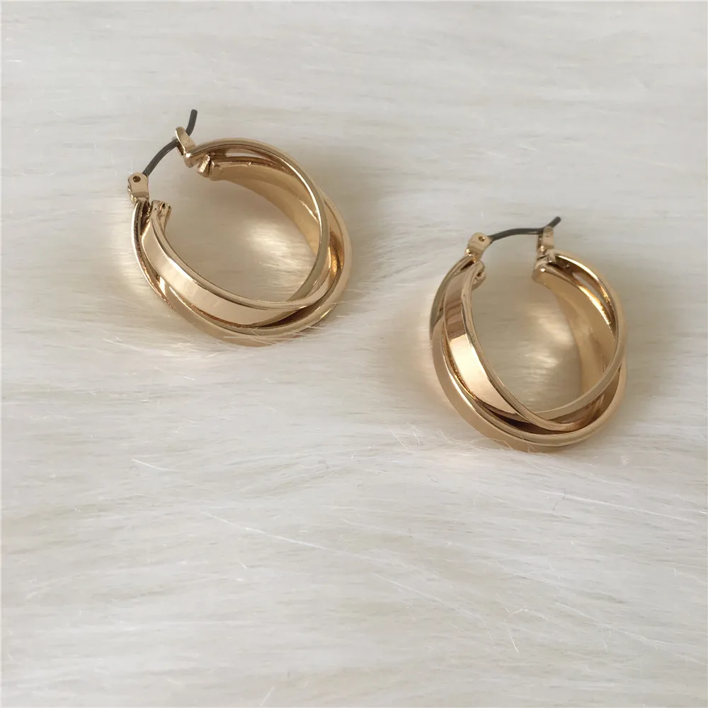 

CASUAL EARRINGS GOLD COLOR PLATING THREE CIRCLE COMBINED HOOP EARRINGS FOR WOMEN