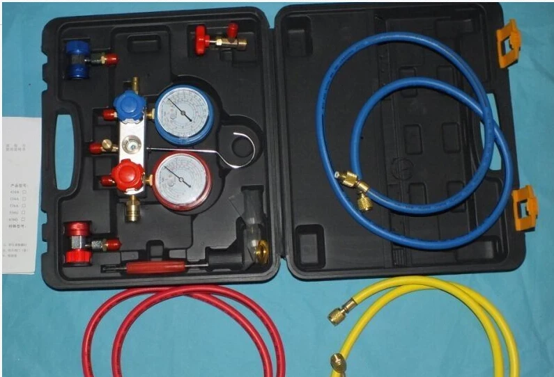 top quality new Automotive AC Refrigeration Manifold Gauge MST-134A With Couplers & Hoses