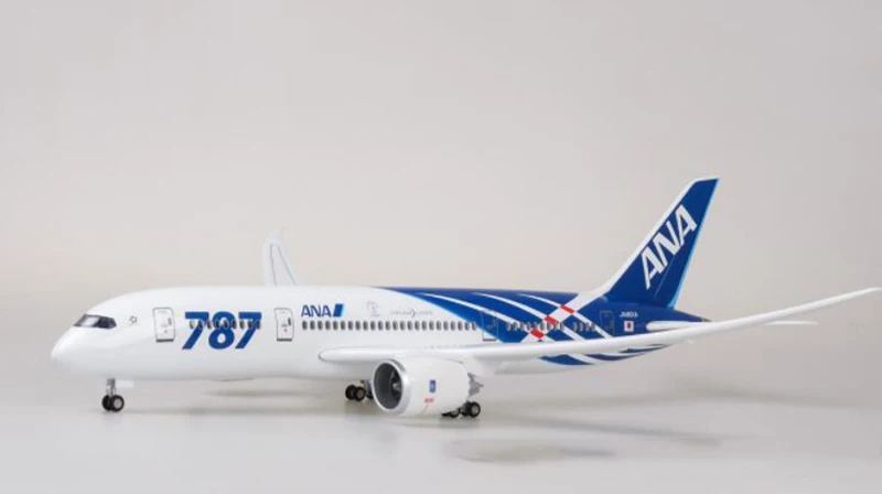 1/130 масштаб 47 см самолет Boeing B787 Dreamliner самолет Япония Ана авиакомпания Модель W светильник и колесо литой пластик Смола самолет