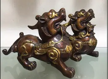 

Chinese sculpture antique and animal decoration lion A pair sculptures decorative crafts and ornaments
