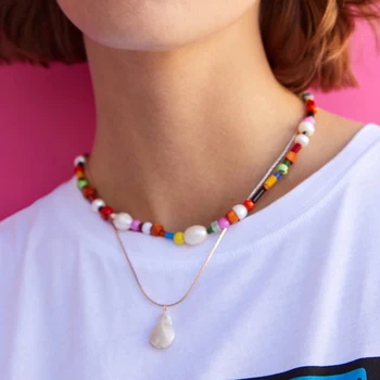 

Best lady Bohemian Handmade Simulated Pearls Choker Necklace for Women Layer Multi Color Ethnic Wedding Shell Statement Necklace