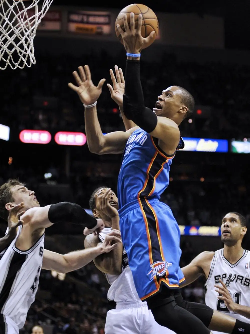 Russell Westbrook poster wall art home decoration photo print 24/" x 24/"