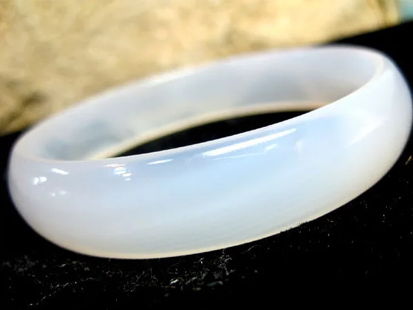 High Quality White Beautiful Bangle Jewelry Boutique Green High Quality White Beautiful Bangle Jewelry Boutique Green 61mm In Bangles From Accessories On Aliexpress Alibaba