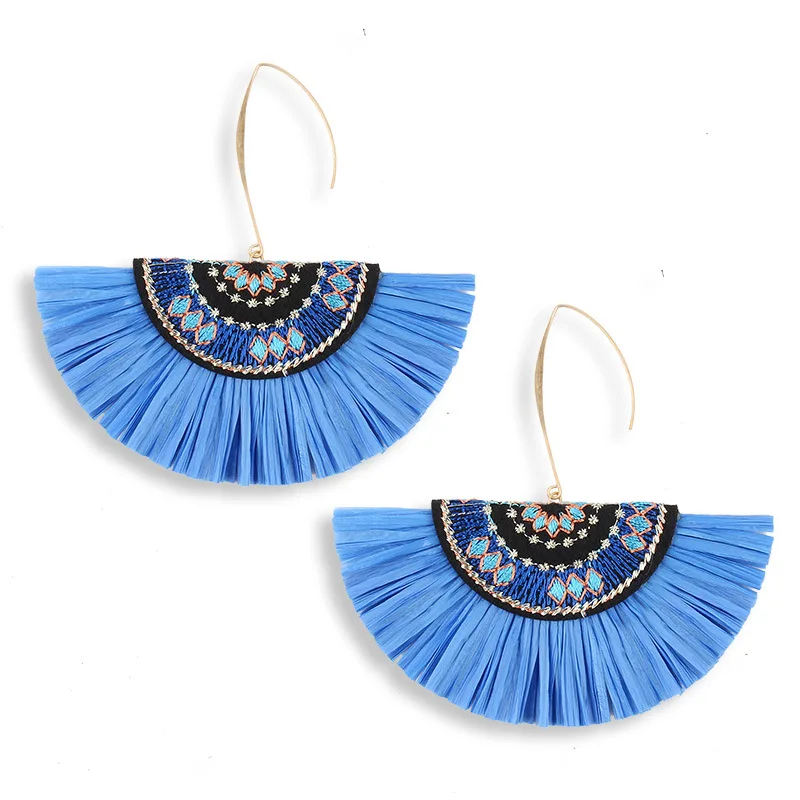 

Fashion Boho Ethnic Embroidery Raffia Pendant Earring Exaggerated Big Ear Hook Fan-shaped Tassel Pendientes Women Jewelry Bijoux