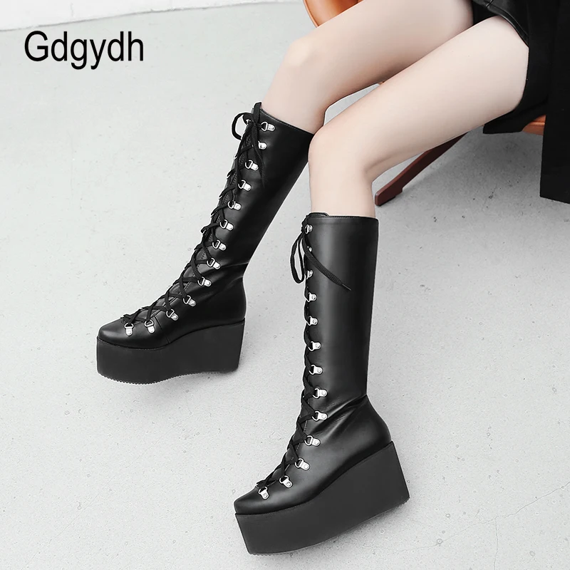 Tanie Gdgydh damskie buty do kolan klinowe obcasy buty na platformie kobieta Punk Gothic buty szpiczasty nosek zasznurować wygodne duże rozmiary 43