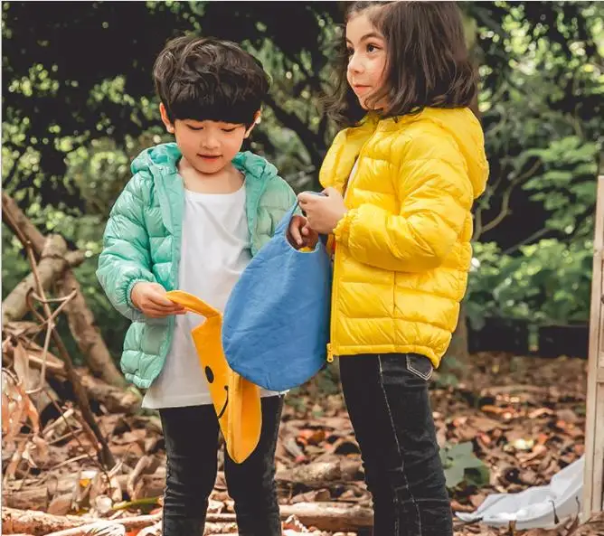 

Free shipping new Korean style candy color light weight down hooded down jacket for both girls and boys