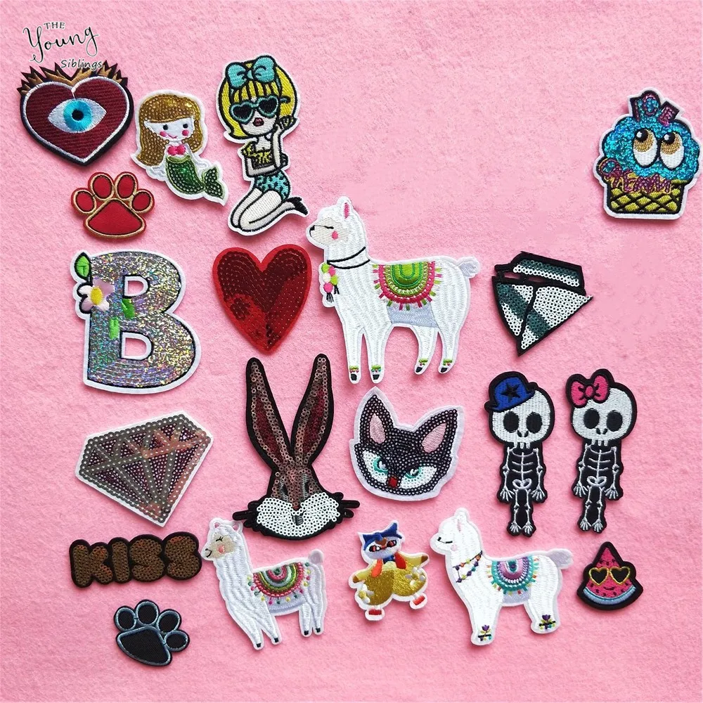 

New Animal UFO Skeleton Letter B Cartoon Patch Iron on Badge Patches Embroidered Applique Sewing Patch Clothes Sequins Stickers