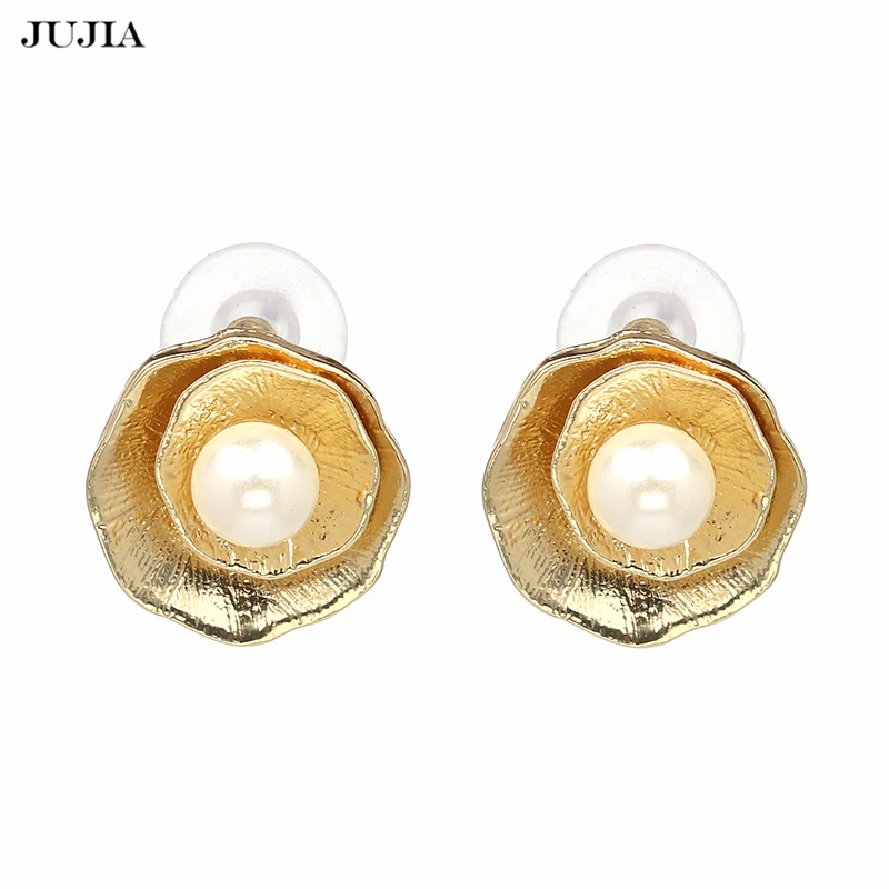 

2019 Newest Fashion Fine Jewelry Round Stud Earrings for Women Simulated Pearl Earrings Accessories Gifts