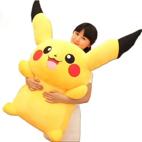 pikachu peluche gigante