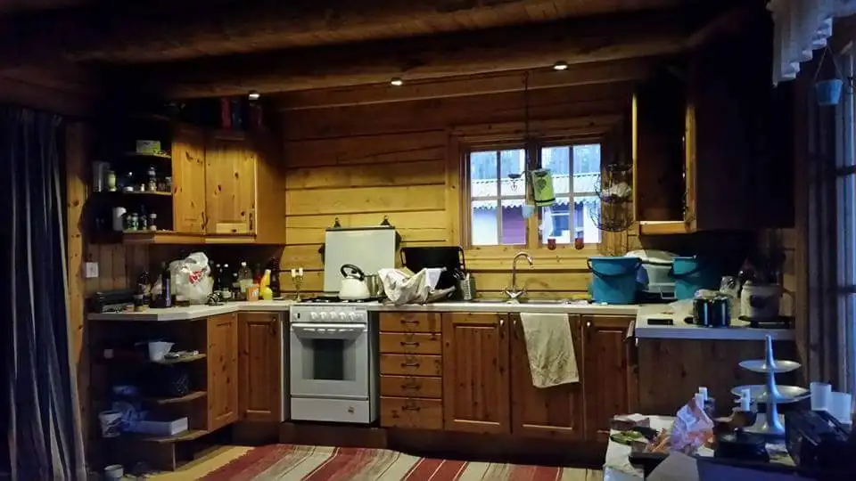 Under cabinet Lighting