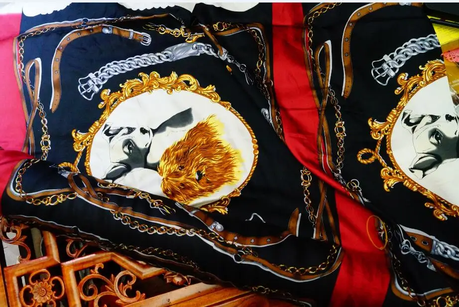 

2017.7.3 Special Offer Silk twill cloth Tactic dog pattern width 19 chain 114 cloth, momme
