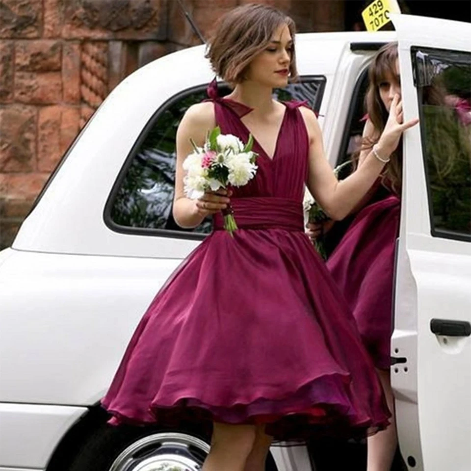Unique Short Burgundy Bridesmaid Dresses V Neck Ball Gown Bridesmaid