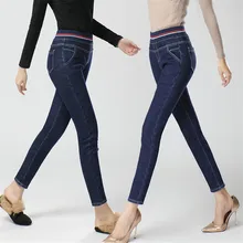 Утолщаются зимние джинсы для женщин Высокая талия эластичные джинсовые узкие брюки полной длины Femme мотобрюки бойфренда Джинс