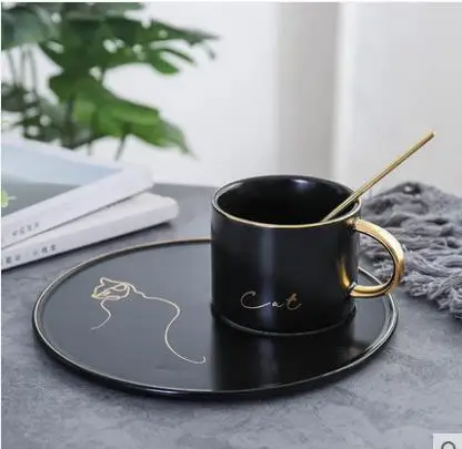 

European ceramic coffee cup brief saucer set with tray and spoon couple mugs cat horse dog pattern family breakfast milk cup