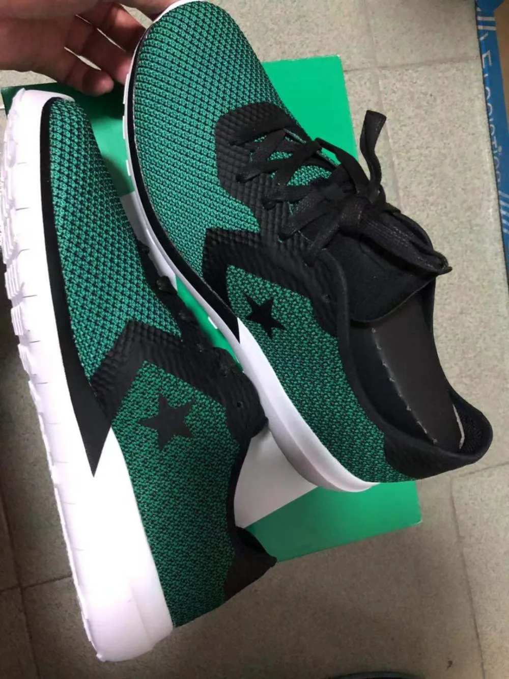 Free shipping Fashionable sport shoes |