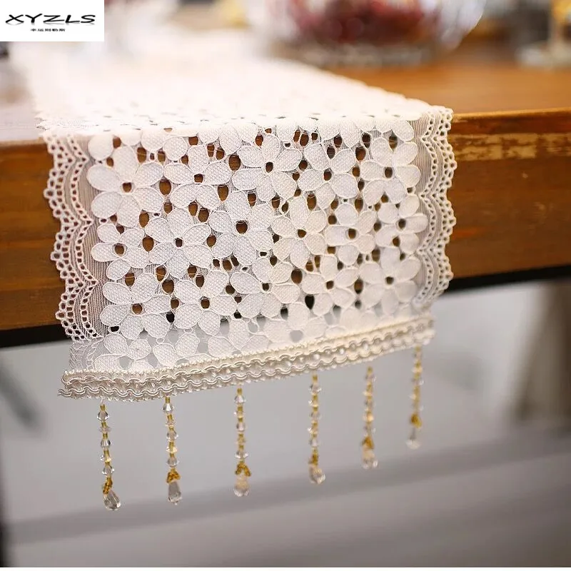 

XYZLS Mediterranean Style Table Runner White Lace Table Cloth Romantic Table Cover For Wedding Banquet Party Decoration
