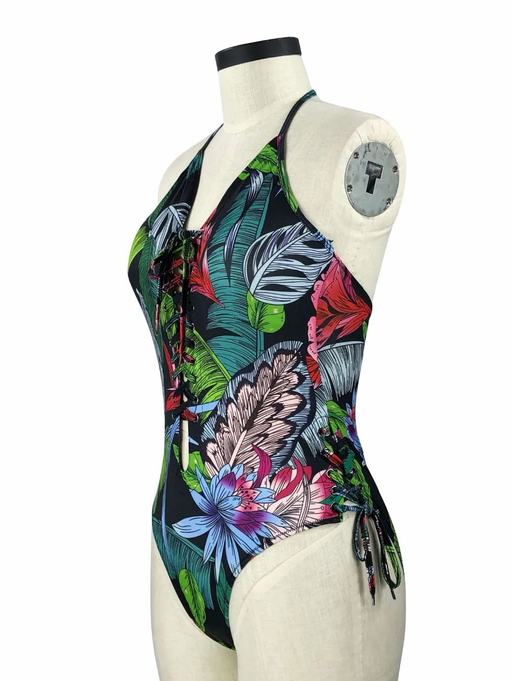 10356550033_1256893152