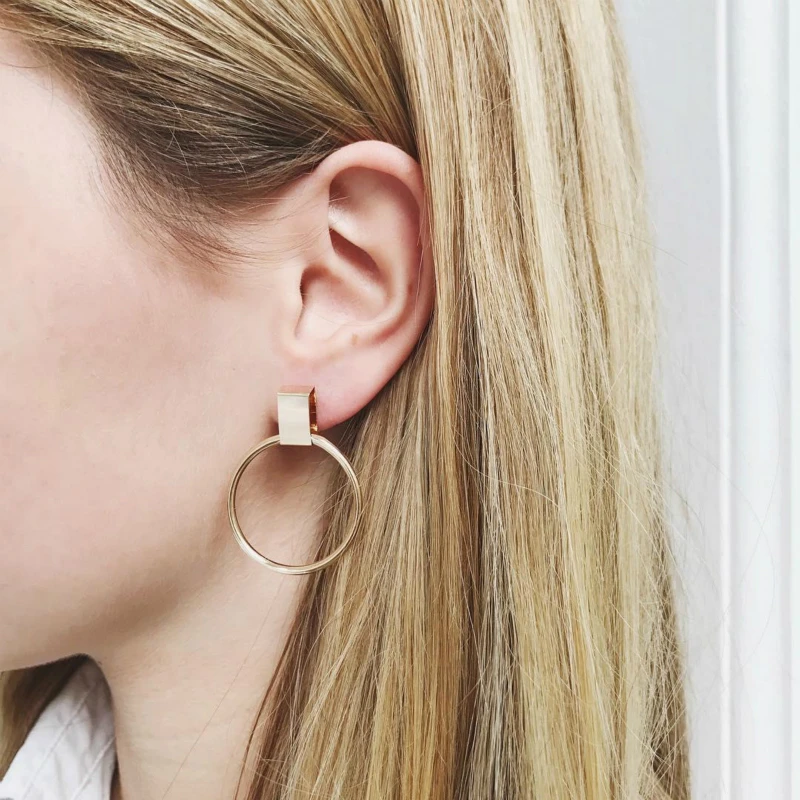

New Simple Wind Earrings Exaggerated Fashion Circle Circle Women's Individuality Jewelry Wholesale Gold Joker Big Earrings