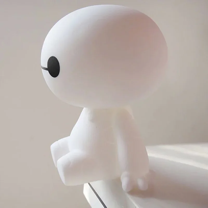 Робот Baymax качающейся головой