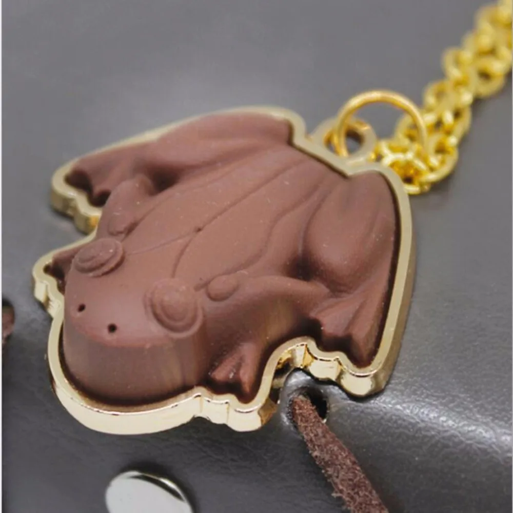 

Hogwarts School of Witchcraft and Wizardry frogs keychain Zinc Alloy Pendant keyrings Lovely classic Gift accessories Llavero