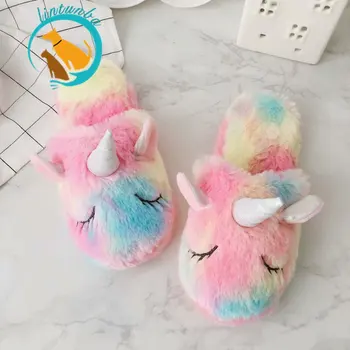 

cartoon slipper