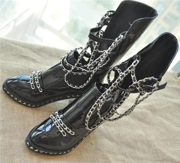 Черные Сапоги выше колена из лакированной кожи; сапоги до бедра на квадратном каблуке, украшенные цепочкой; обувь на платформе; женские ботильоны - Цвет: short boots