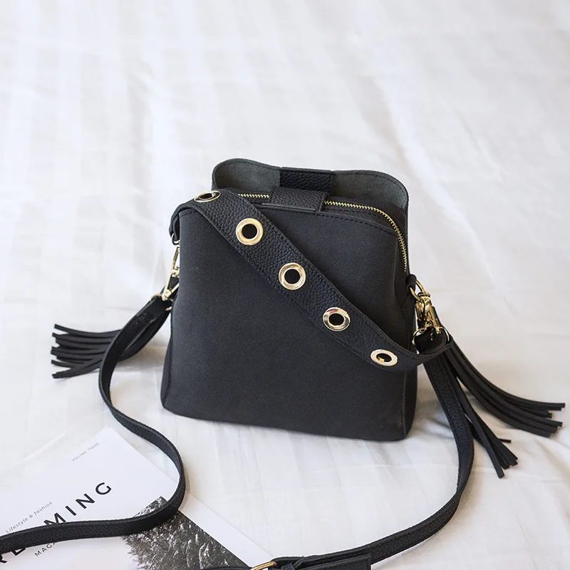 Женская Замшевая сумка на плечо с кисточками, Женские винтажные сумки через плечо для женщин, нубук, сумка-мешок, Дизайнерские повседневные сумки - Цвет: Черный