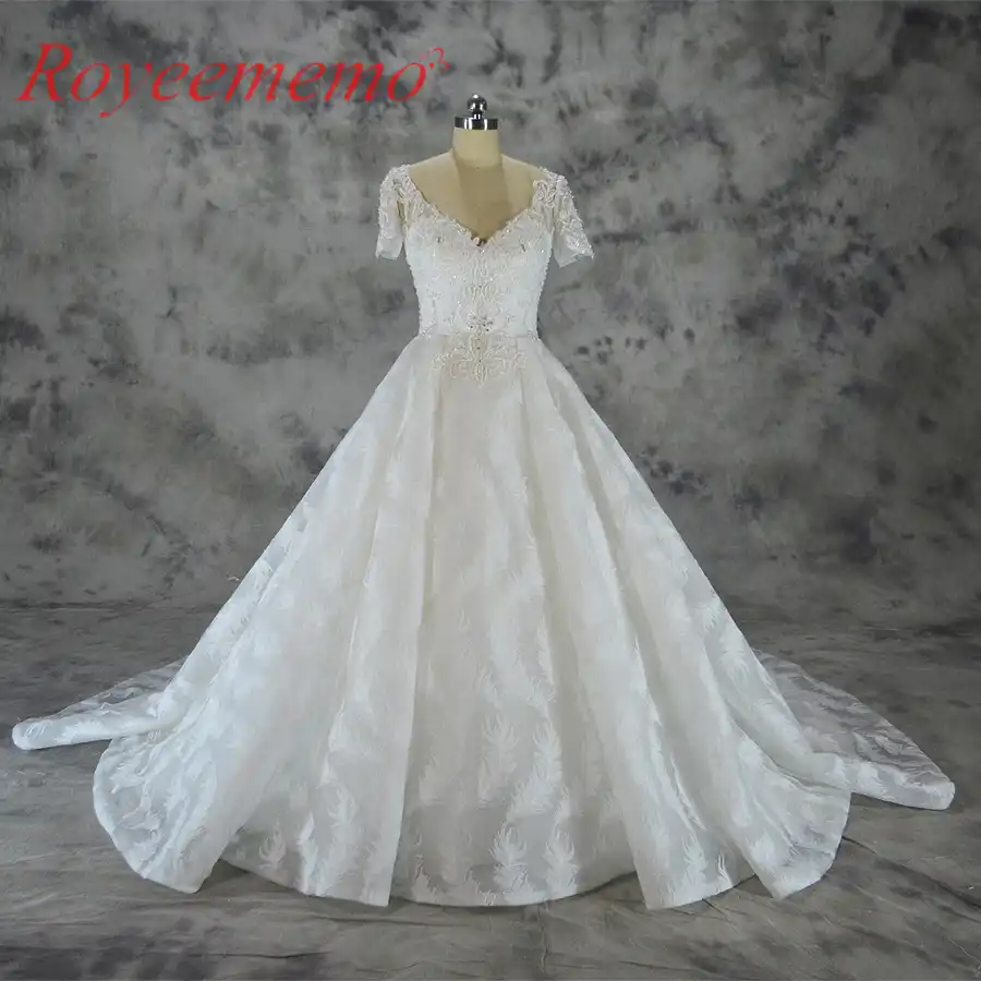Short Sleeve Lace Design Wedding Dresses 2019 Vintage Bridal Gowns