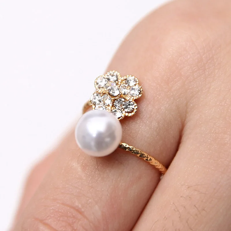 

Lord of the rings Vintage Retro Rings Pearl Finger Flowers Ring For woman Korean wedding Fine Jewelry 18K Gold Rings