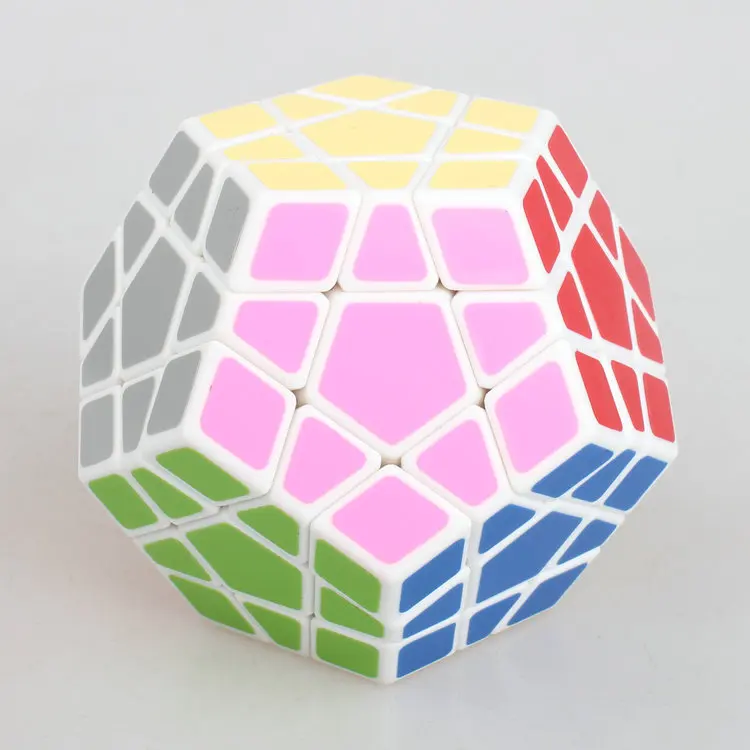 

High Quantity Shengshou Megaminx Puzzle Speed Dodecahedron Smooth Magic Cube Color black/white Snake Special Toy Free shipping