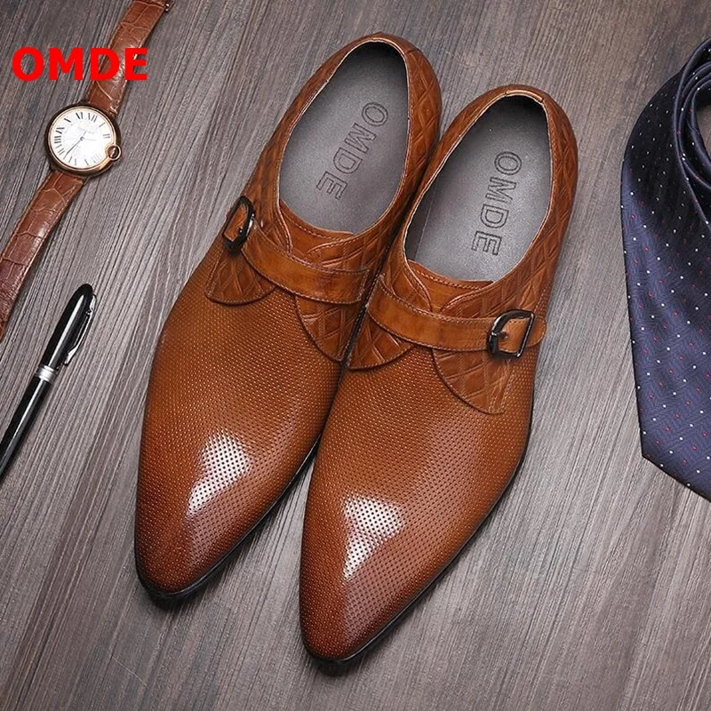 

OMDE Pointed Toe Leather Men Loafers Fashion British Style Slip On Casual Shoes Straps Buckles Mens Dress Shoes Wedding Shoes