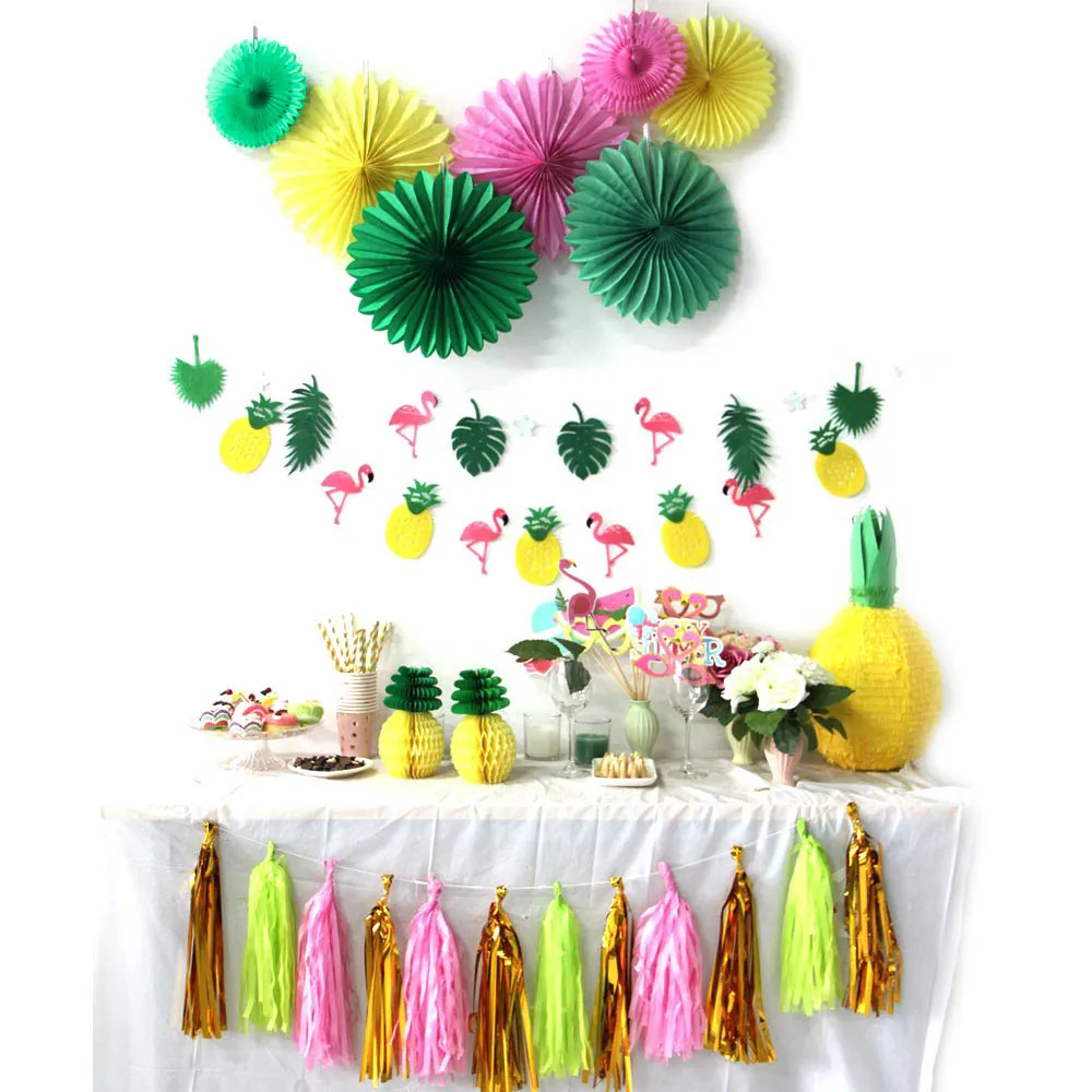 

31pcs Summer Party Decoration Kit Banners Paper Pinweels Hawaiian Tropical Flamingo and Pineapple Luau Birthday Outdoor Wedding