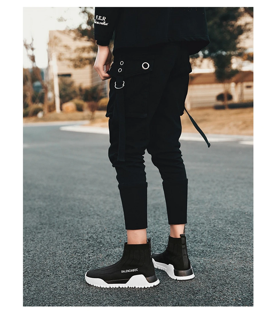 1 (10)