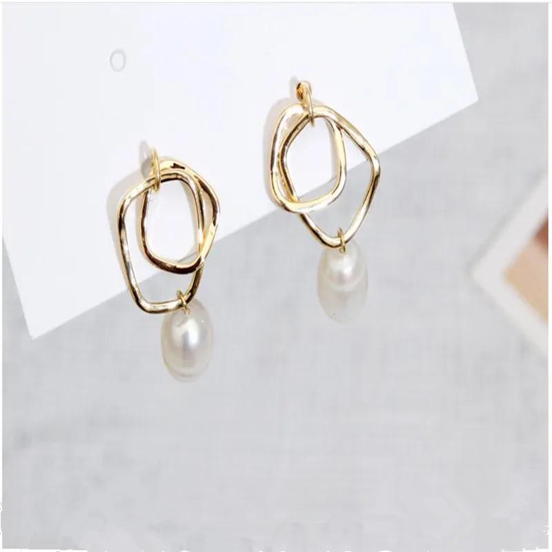 

Korea simple geometric Earrings S925 anti allergy silver needle ear nail fashion temperament pearl pearls jewelry accessories
