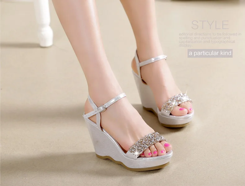 32_Womens Summer Fashion High Platform Wedges Small Size Shoes Online Elegant Rhinestone Sandals On Sale High Quality