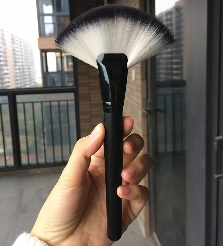 ProBigFanBrushMakeupPowderBrushesSoftBlendLoosePowder