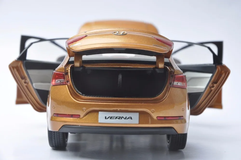 hyundai verna scale model