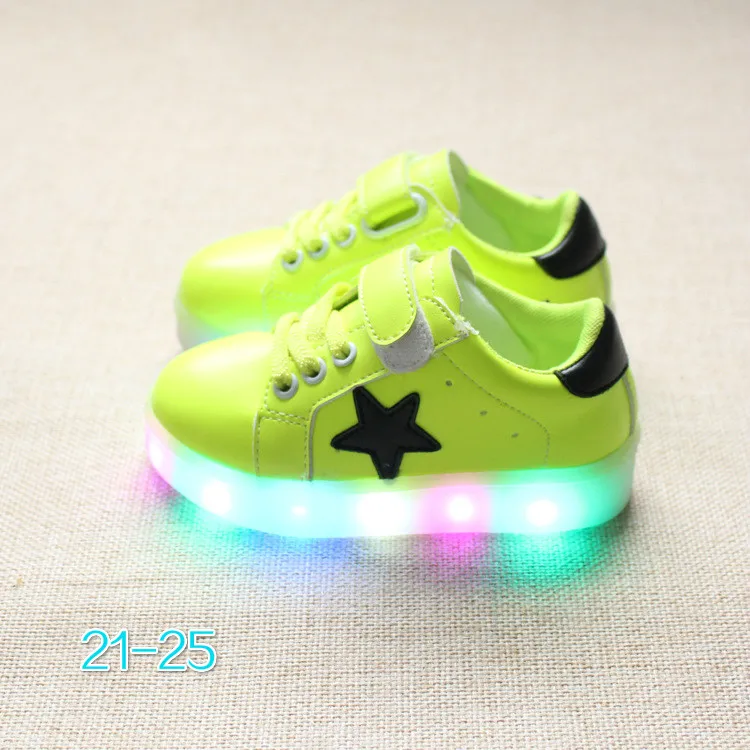 Новинка года, Осеннее детское Led обувь с фонариками для маленьких девочек Разноцветные звезда, повседневная обувь для мальчиков модная спортивная обувь - Цвет: Green 21 to 25