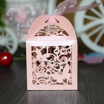

50pcs Vintage Party Pink Theme Wedding Bonbonniere Butterfly Lace Paper candy box Glam Wedding favors and gifts package white