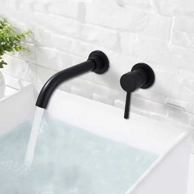 Chrome Matt Black Brass Bathroom Sink Faucet Basin Faucet Hot And