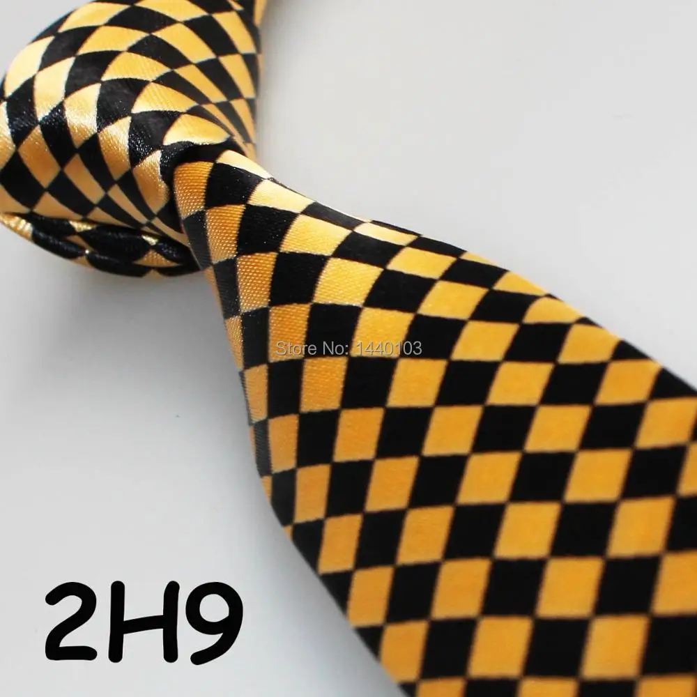 neckties for short men