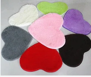 Ковер в форме сердца, короткошерстный коврик для пола, высота волос 2,5 см, супер нескользящий моющийся коврик для пола в форме сердца