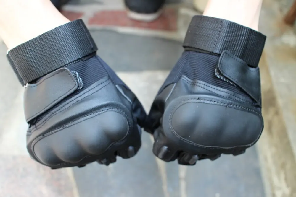 Высокое качество Половина палец Тактический Съемка Военная бренд Охота Отдых на природе Спорт Открытый мужские перчатки