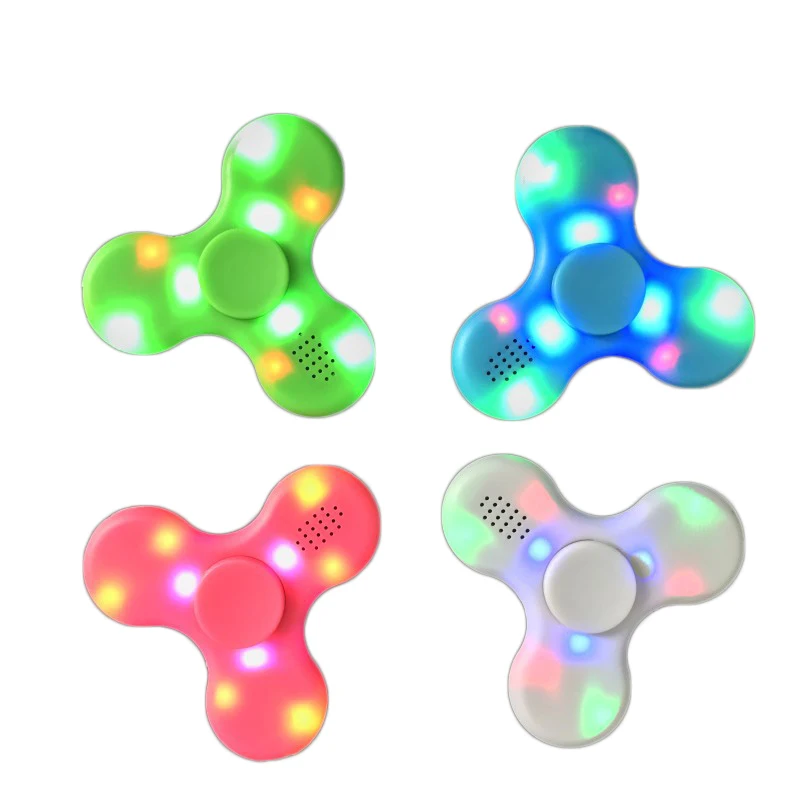 4237223032_1897215800