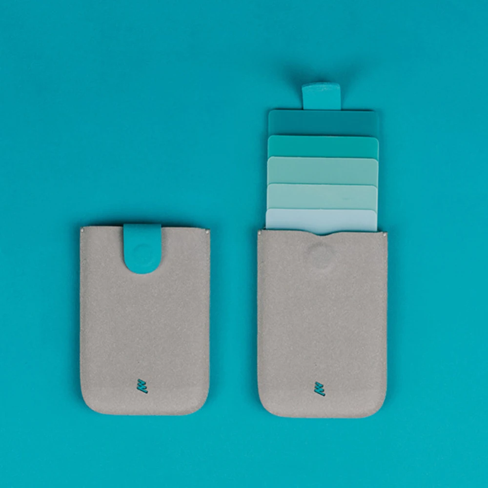 

Cascading Pull Card Package Colorful Gradient Mini Ultra-thin Men Wallet Simple Smart Multi-card Portable Business Card Package