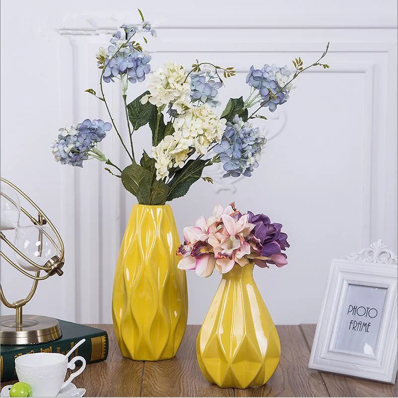 

Modern creative ceramic vase simulation flower arrangementnew Year decorationLiving room table dried flower ornaments decoration