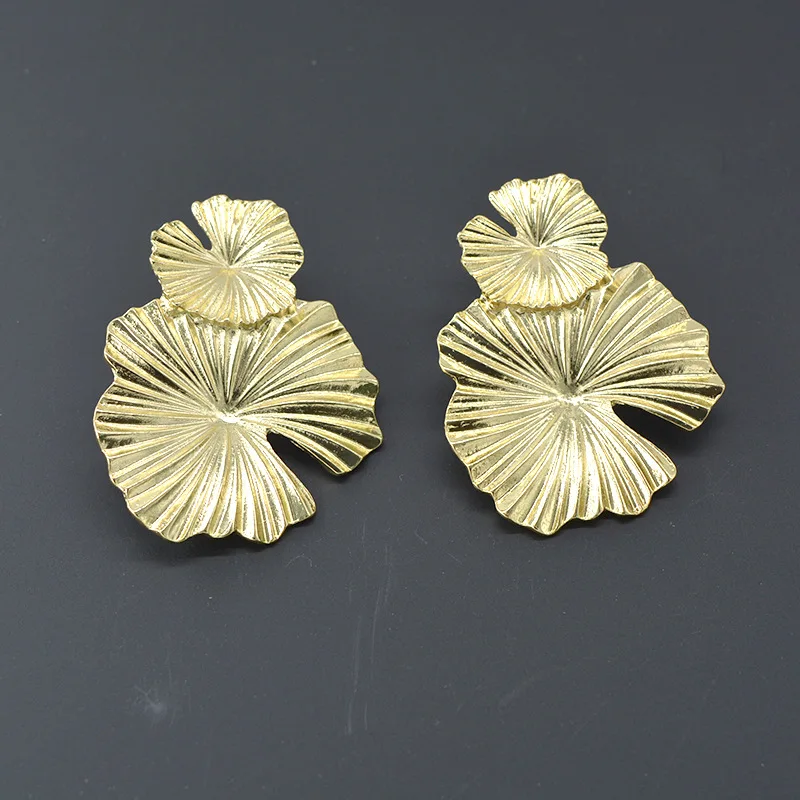 Fashion Brushed flower earrings for women and girls