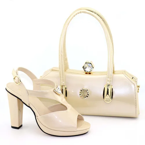 DN1-12 8103  RMB210 size 38-43 heel 11.4CM_